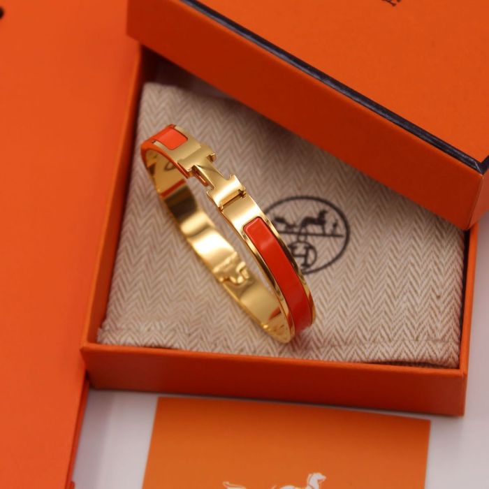 Колиета ,гривни и обеци по френски модели