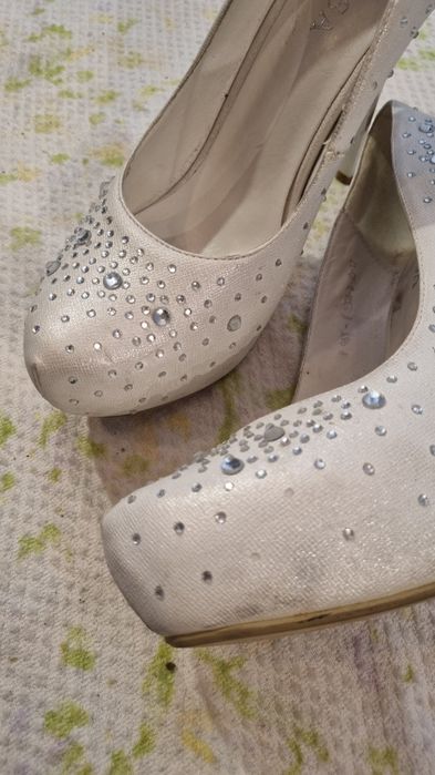 Продам шикарное туфли