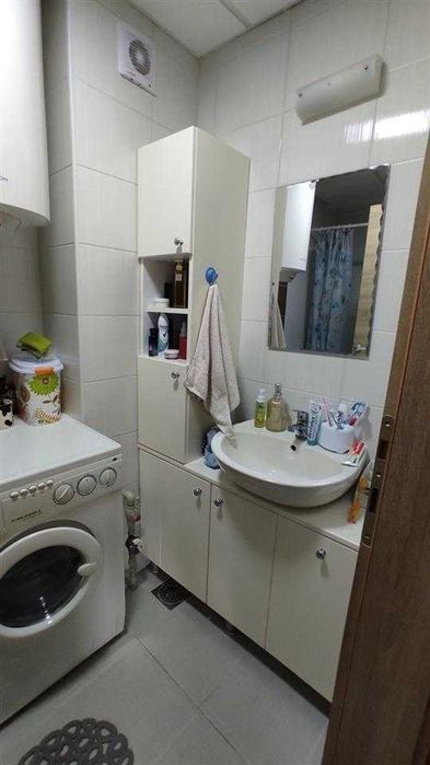 Дава се под наем Тристаен апартамент в София, Витоша - 100 кв.м за 600 € - Снимка #3