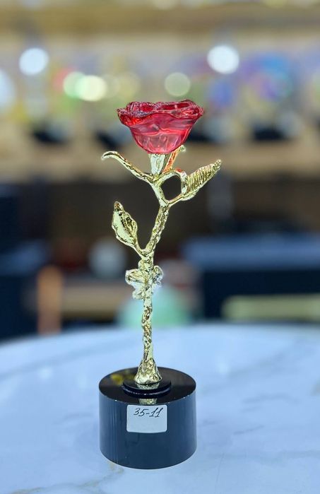 Падарок  леди  Хрустальная роза  свунери