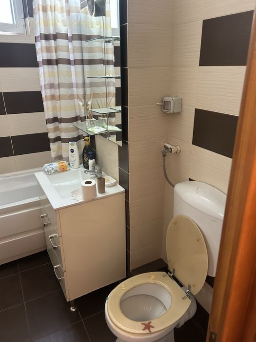 Apartament 2 camere decomandat Precista langa Shopping Center