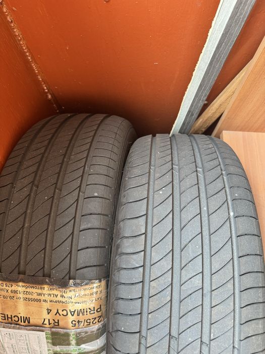 Продам Michelin 225/45/ 17