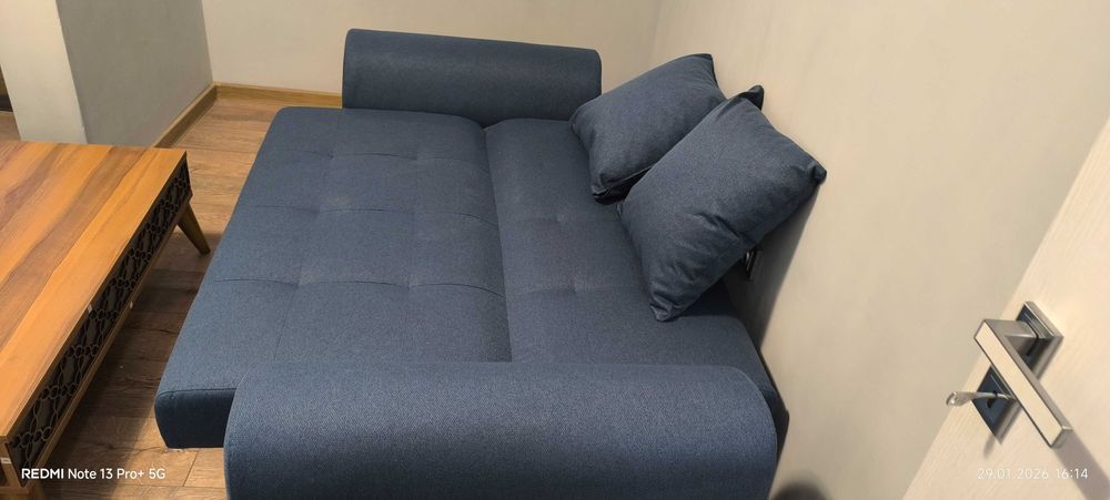 Нов двуместен диван