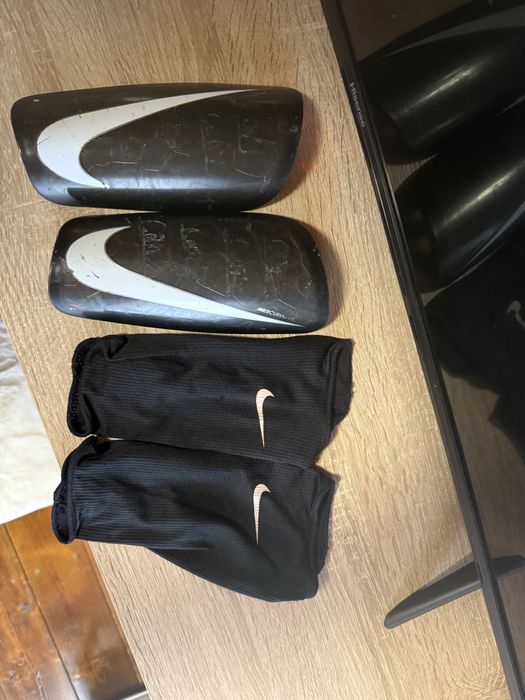 Aparatori Nike Mercurial Lite