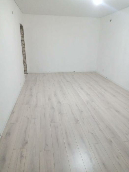 Срочно Продам 2ком. квартира