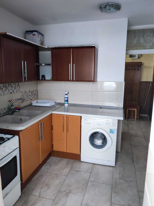 Inchiriez apartament cu 2 camere