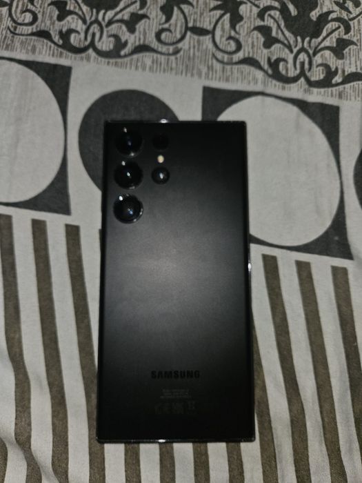 Vând S23 ultra 512gb 12g ram