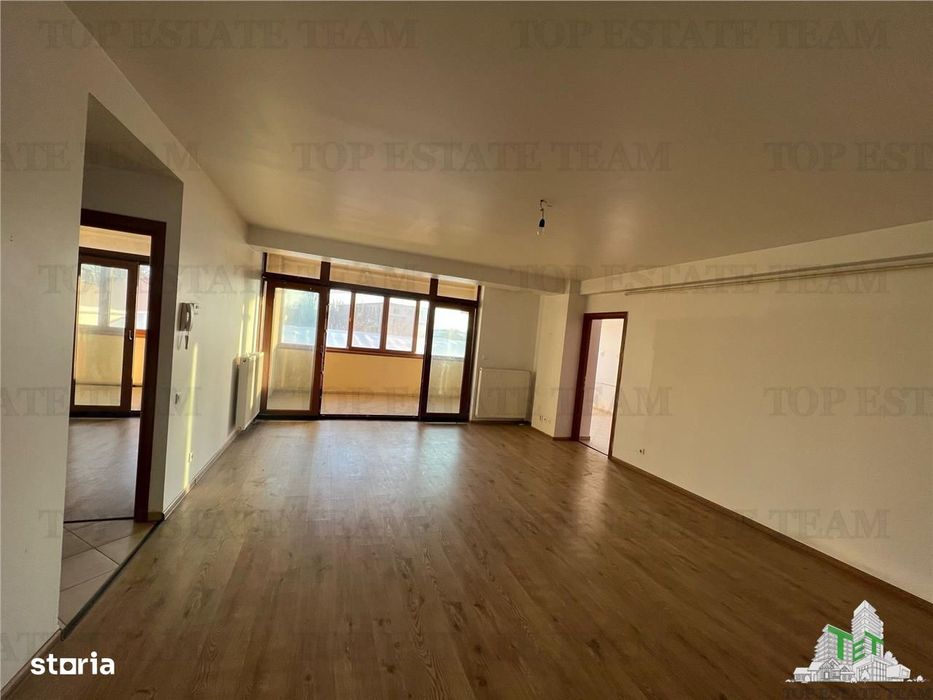 Apartament 3 camere - central - vanzare - Braila