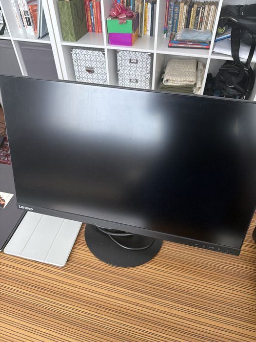Монитор Lenovo 60герц
