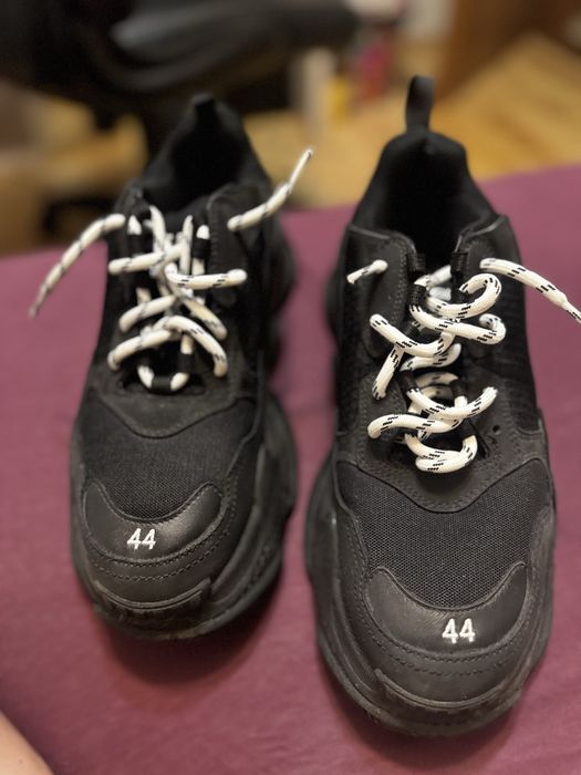Balenciaga triple s