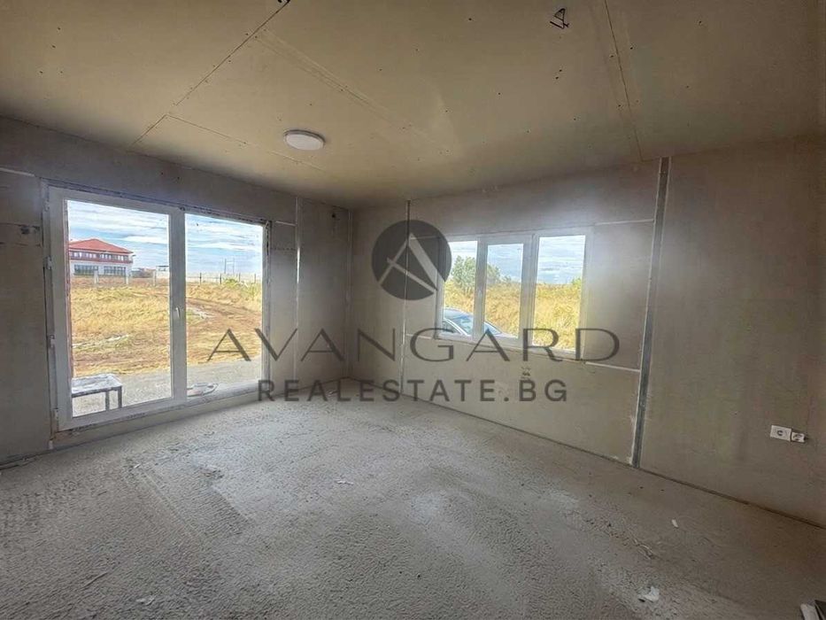 Продава се Къща в Асеновград - 100 кв.м за 1930 €/кв.м - Снимка #1