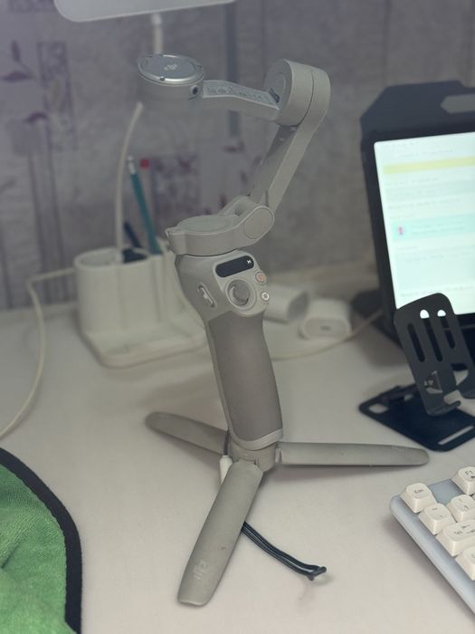 Stablizator Dji Osmo SE