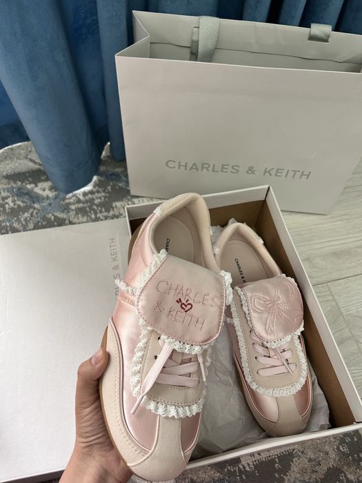 Кроссовки Charles & Keith оригинал, 38 размер, новые