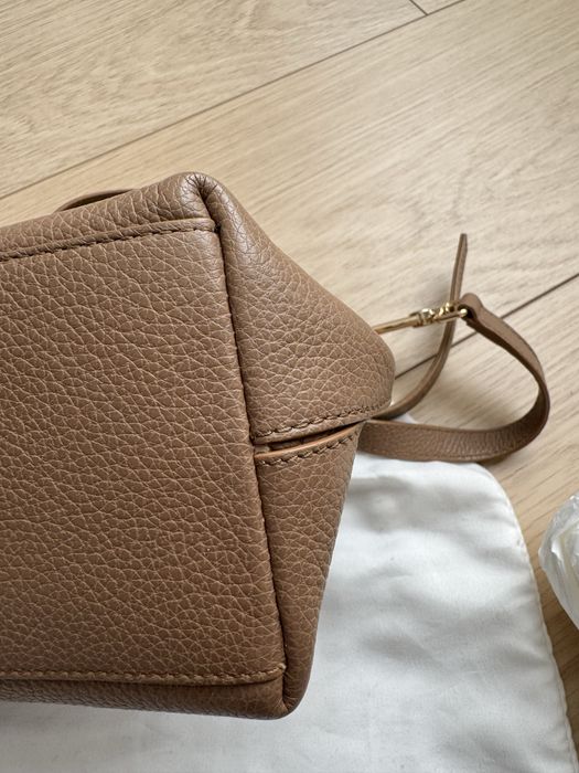 Оригинална Furla чанта с документи