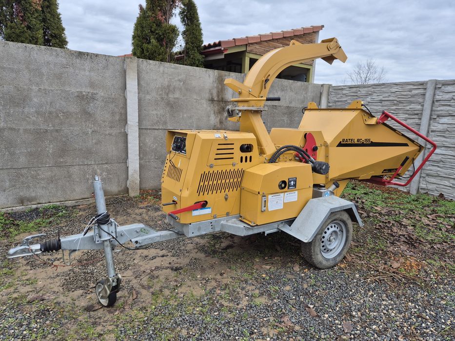 Tocator de crengi de inchiriat