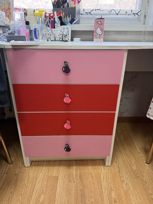 Продам мебель в детскую