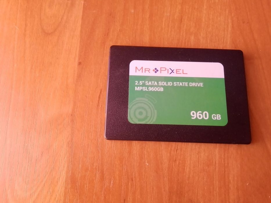 Продам накопитель для компьютера 960 гб