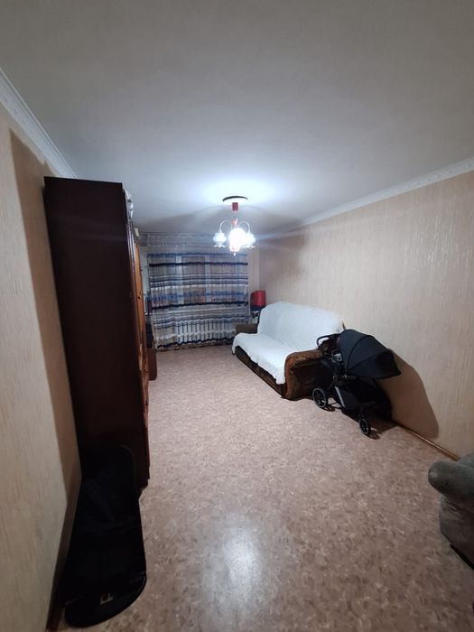 Продам 2 комнатную квартиру в самом центре города
