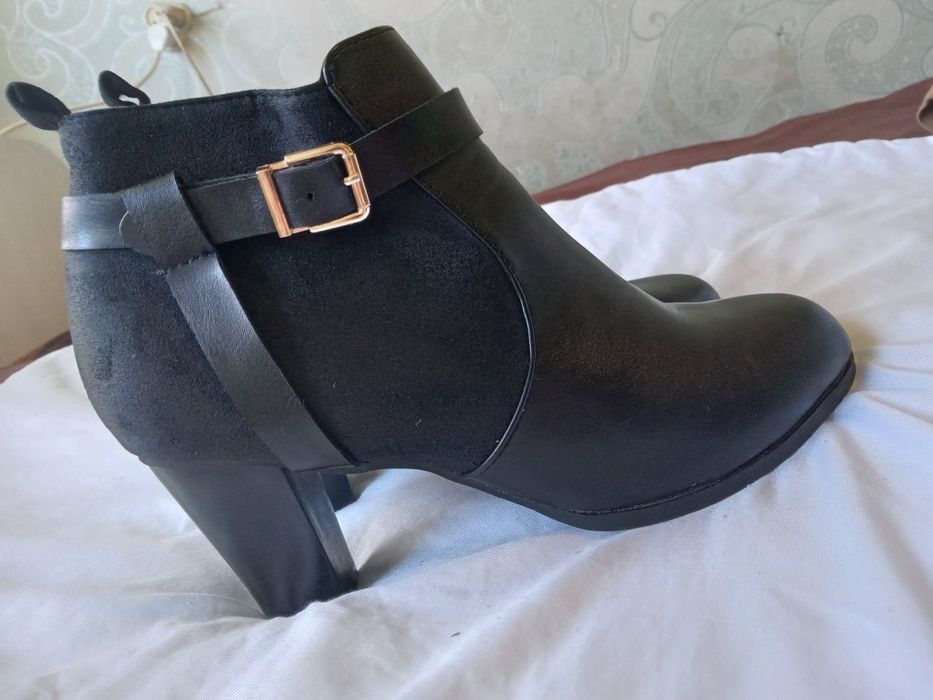 Ботинки женские , продам . СРОЧНО!