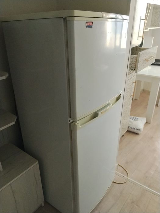 Холодильник Бирюса
