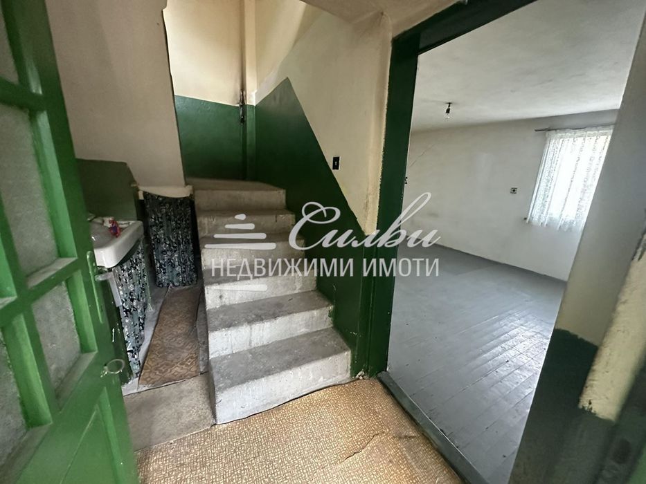 Продава се Къща в Шумен, Томбул джамия - 110 кв.м за 543 €/кв.м - Снимка #2