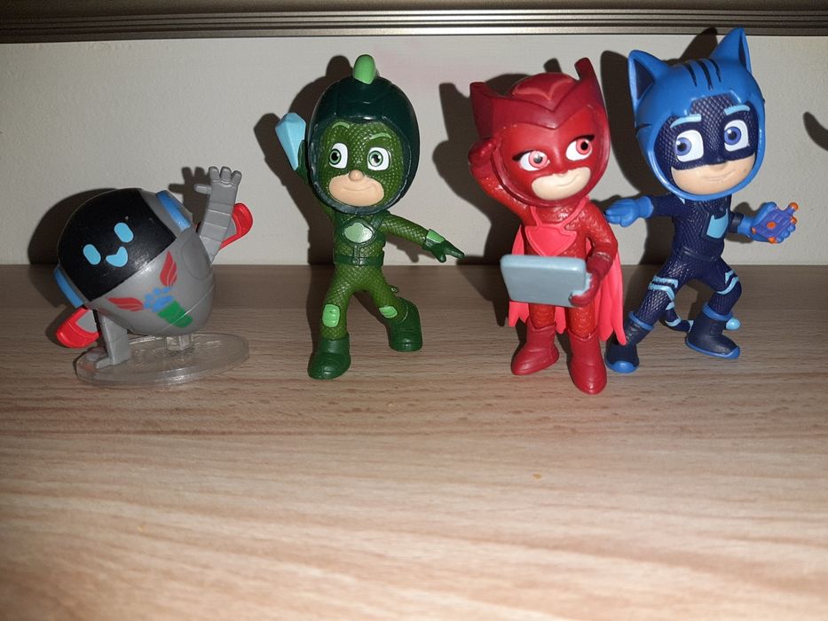 Set Eroi în pijamale  calitate super