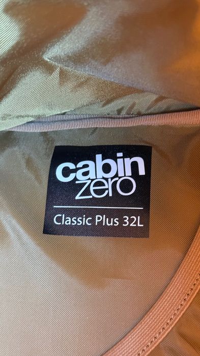 Rucsac CabinZero Classic Plus 32L (Orange Chill), 46 x 31 x 20 cm