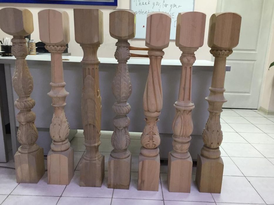 Продам столбы, шишки на лестницы , новые
