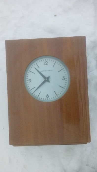 Новые вторичные Часы