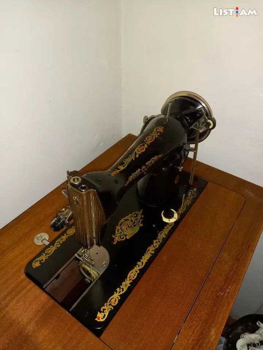 Швейная машина "Подольск" и Оверлок!