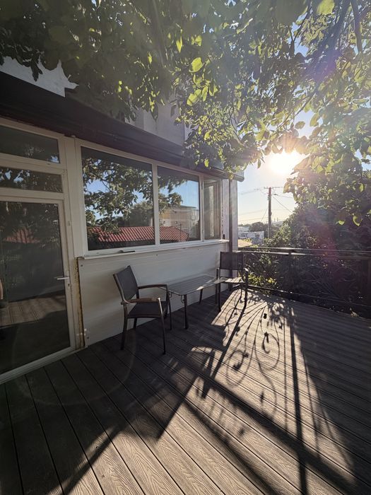 Duplex 3 camere de închiriat – curte, terasă și grătar — fotografia 1