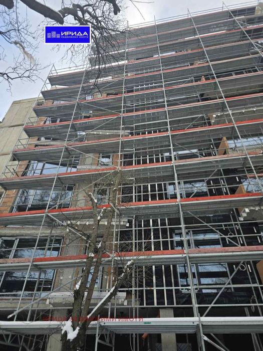 Просторен тристаен апартамент в Стрелбище с АКТ 14!