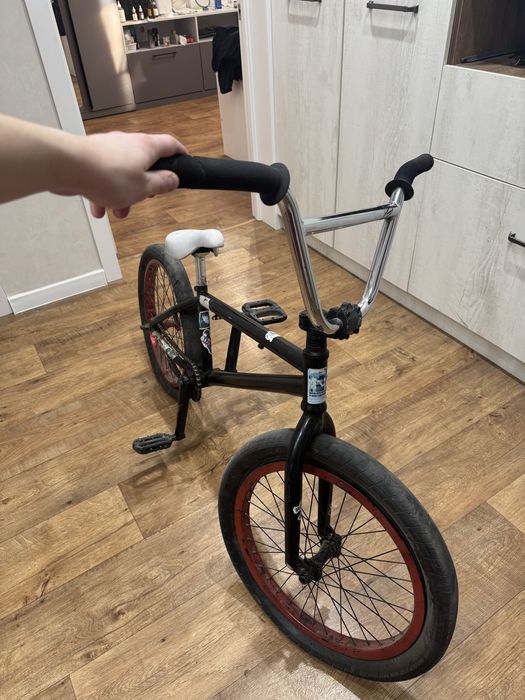 Велосипед трюковой BMX