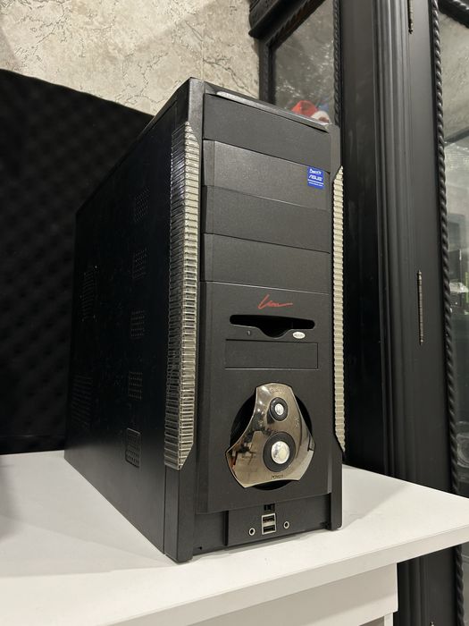 Продам игровой компьютер Срочно!