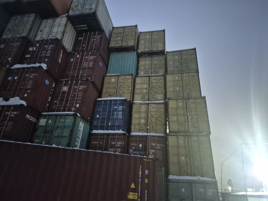 На продаже 40 тонные контейнера