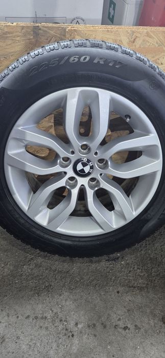 BMW Х1 и X3  джанти със зимни гуми 225/60/17. 7,5J×17. ET32. 5×120  цо72 + сензори