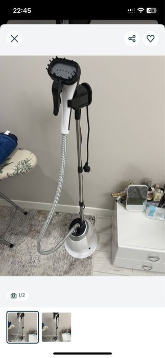 Паровой утюг с вешалкой