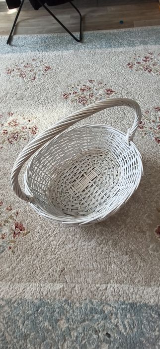Корзина плетенная