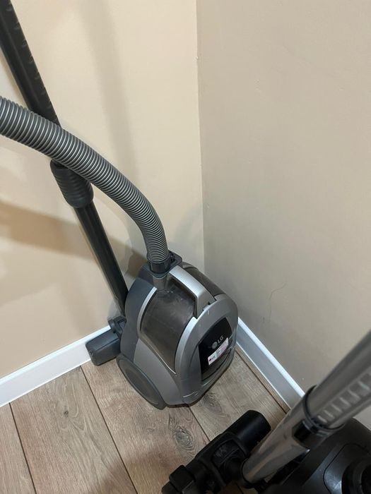 продаётся пылесос мощный