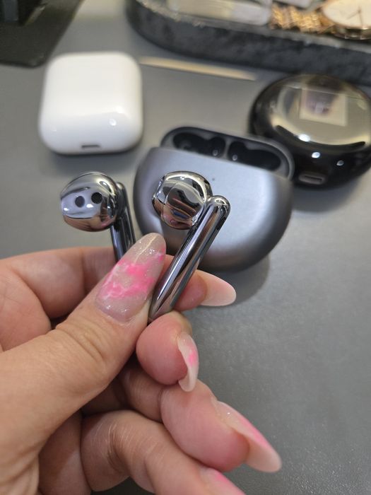 HUAWEI FreeBuds Pro 4