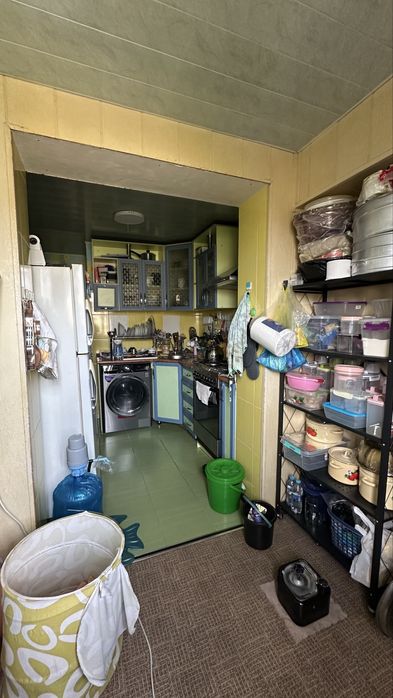 3-хонали квартира сотилади ! Техника ва мебель билан ! ш.Навоий