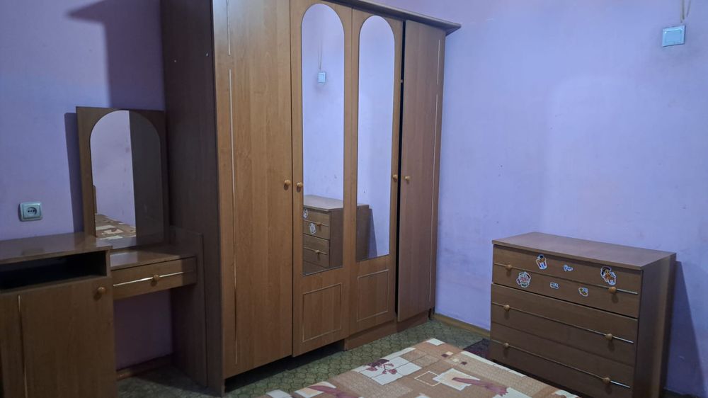 Отдам даром шкаф, комод, трюмо