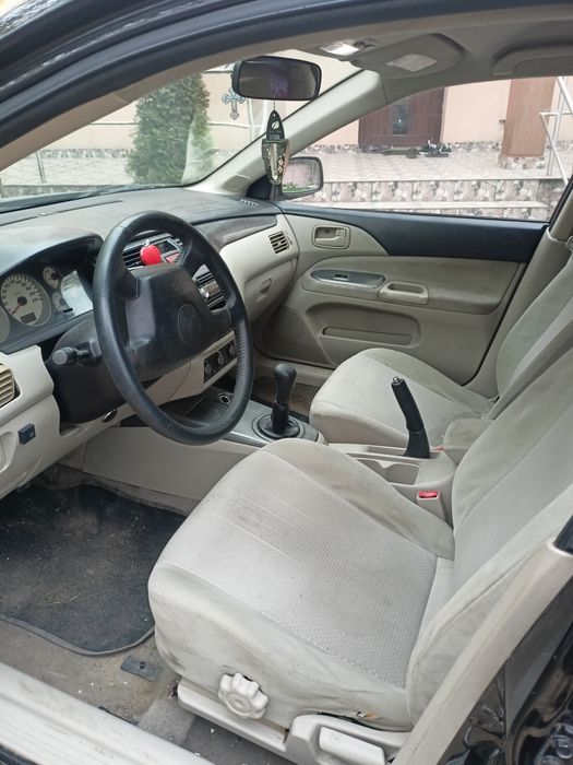 Mitshubisi Lancer 2006 Masina de naveta