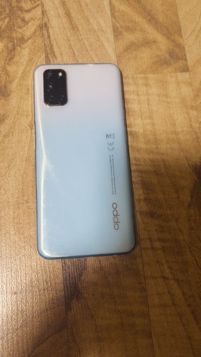 Telefon OPPO A52