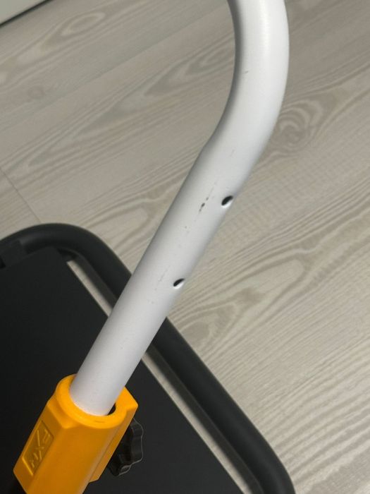 Suport volan gaming compatibil cu Logitech