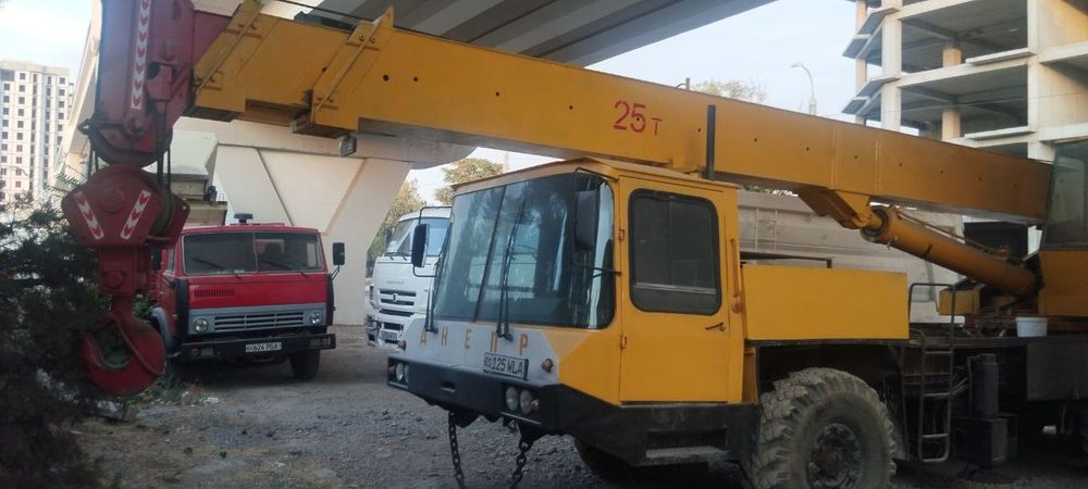 Автокран рабочим состоянии