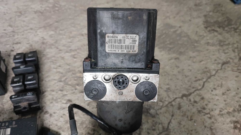 ABS ECU компютър Климатроник копчета комфорт модул копчета Passat B5