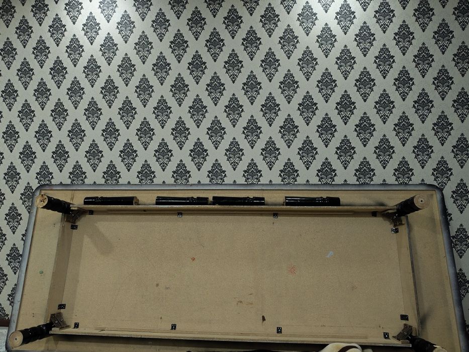 Сотилади срочно арзонгина