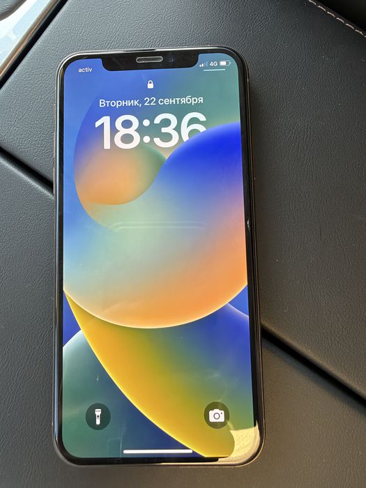 Продам Iphone XS
