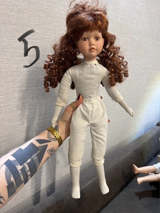 Продам фарфоровые куклы